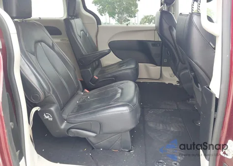 2018 Chrysler Pacifica Touring L z USA, uszkodzony, nr VIN 2C4RC1BG4JR110720